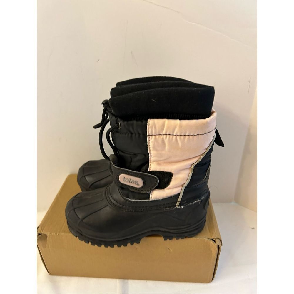 Totes snow boots size 13 kids pink black‎